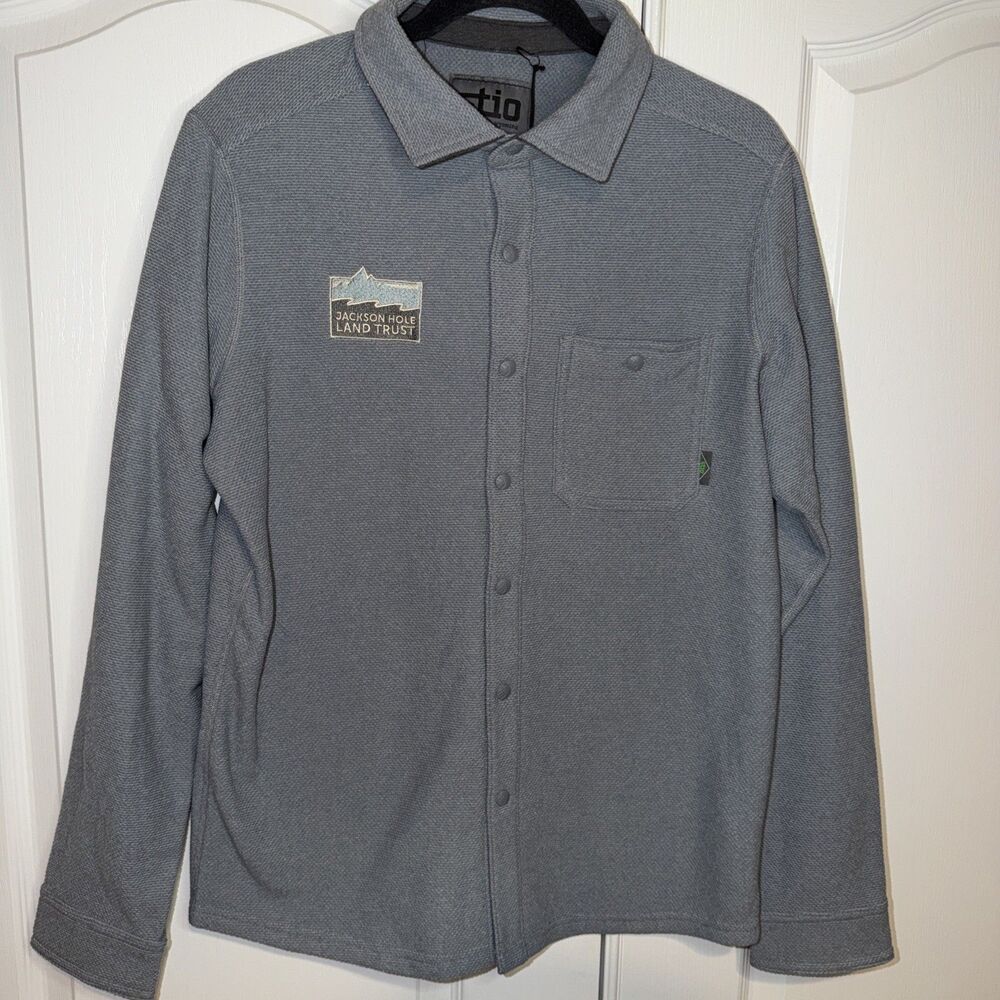NWT Stio Thermop Fleece Snap Shirt Mens Medium Gray Hiking Camping Land Trust